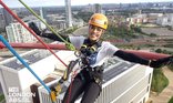 Fundraising abseil over London with the National Literacy Trust