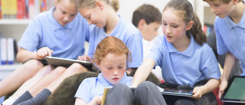 Using technology in the classroom primary pupils girls
