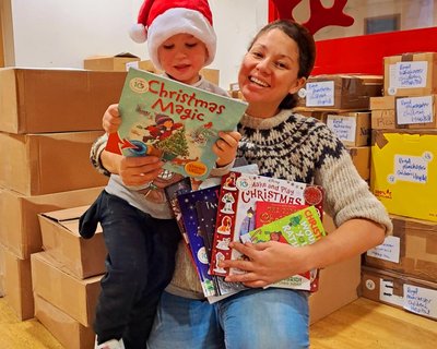 IMG - CB child & mum santa hat (1)