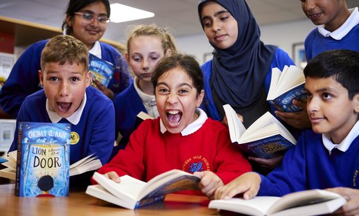 LION ABOVE THE DOOR children reading