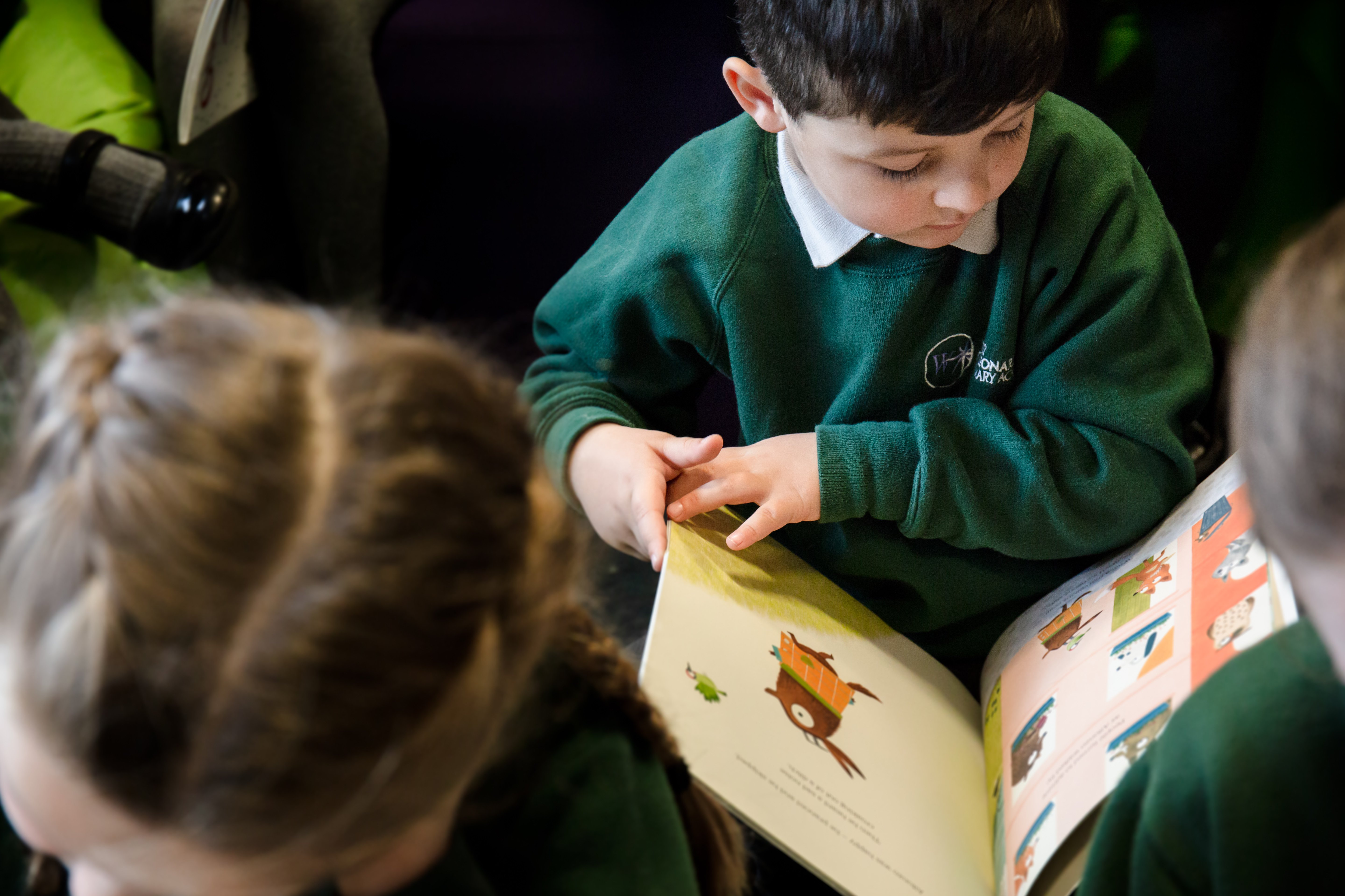 child reading2