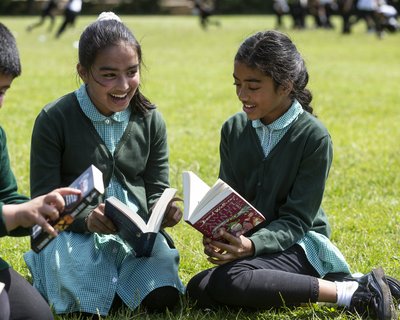 Primary school children reading