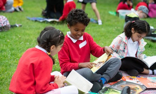 Outdoor book chat.jpg