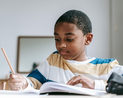 Stock Image_Writing Survey
