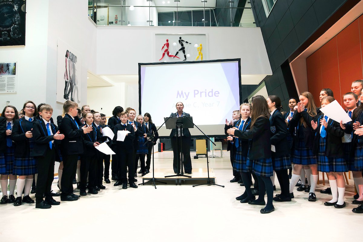 UNP Amazon 38110 Young Storytellers Halewood Academy.017.jpg