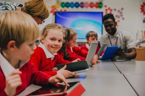 Children with tablets